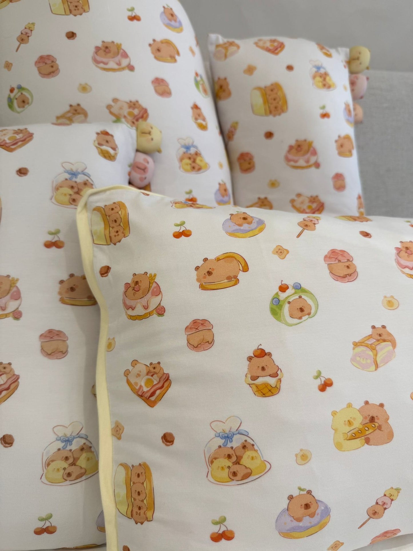 Mochi Head Pillow - Capy Café