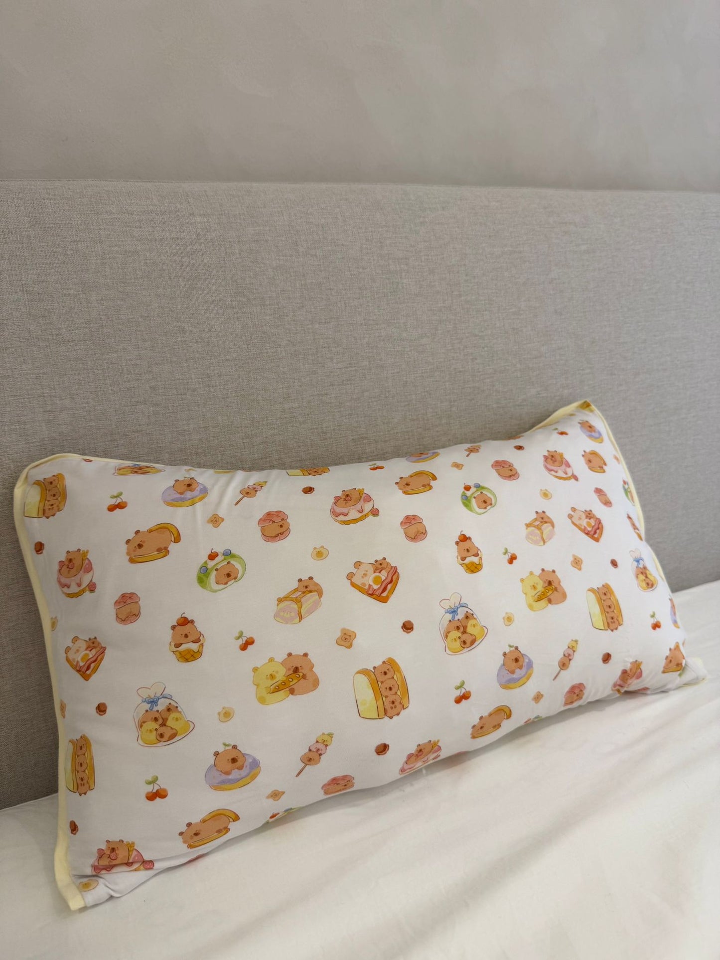 Mochi Head Pillow - Capy Café