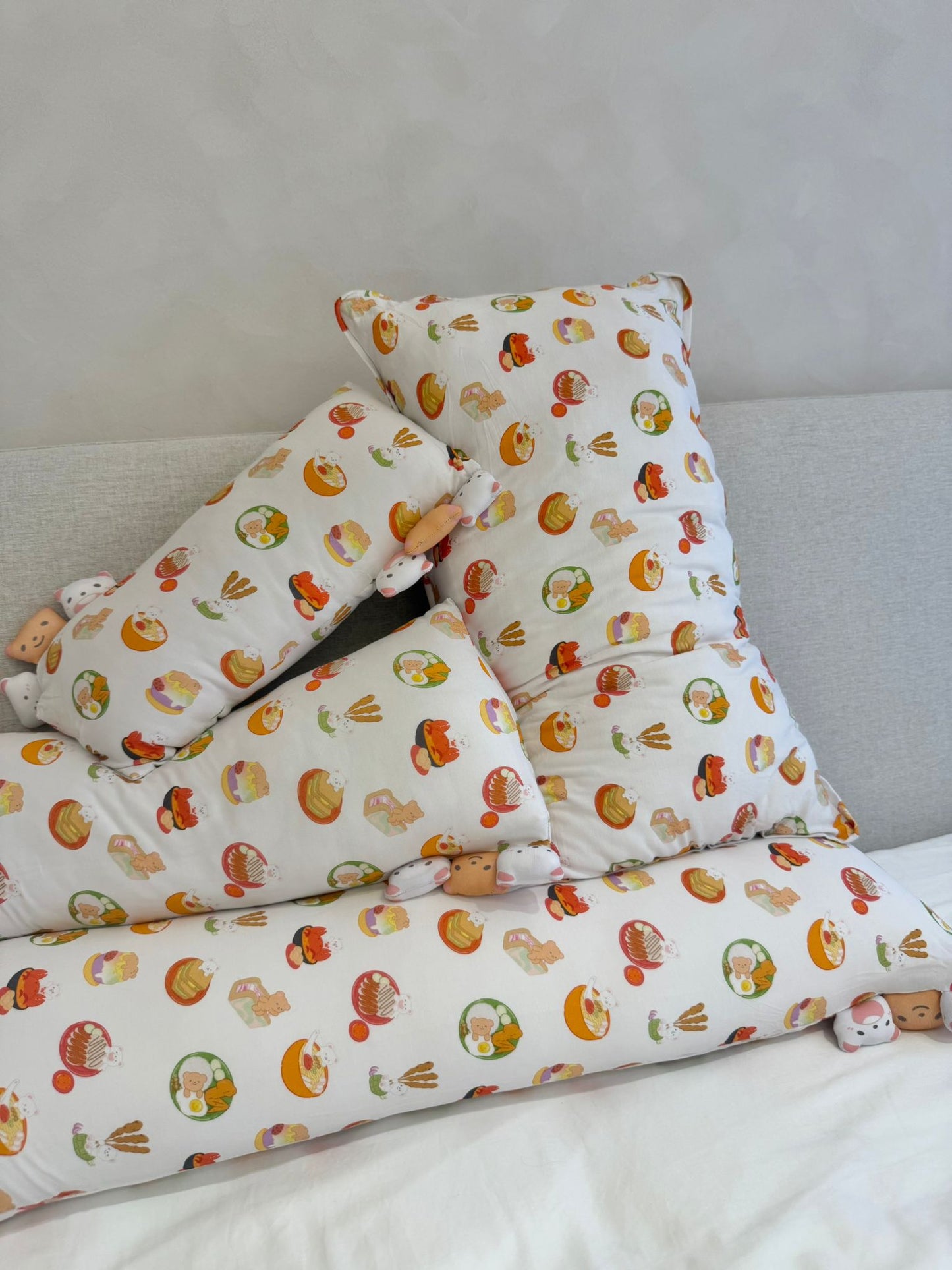 Mochi Pillow - Makan Time!