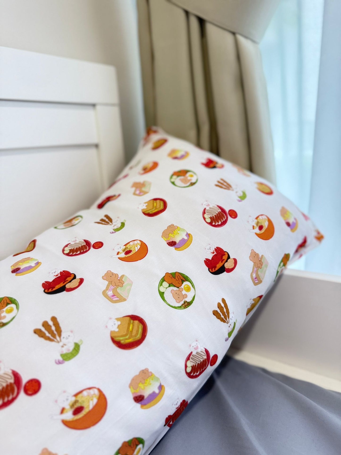 Mochi Head Pillow - Makan Time!